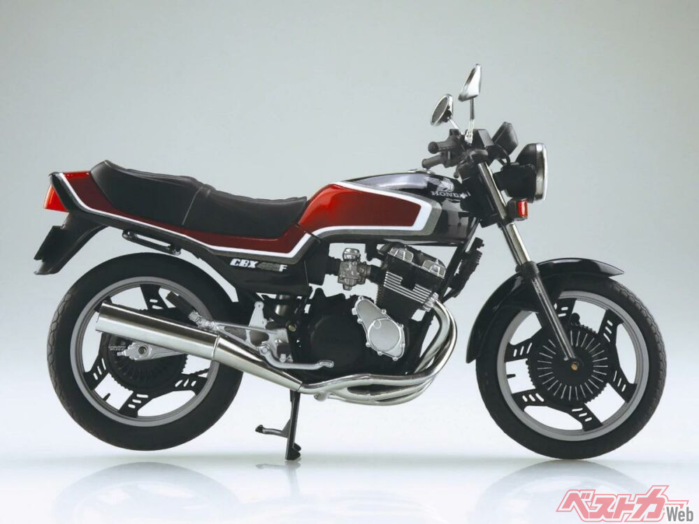新製品】アオシマより1/12サイズ「CBX400F」の追加カラーが登場！ 2型