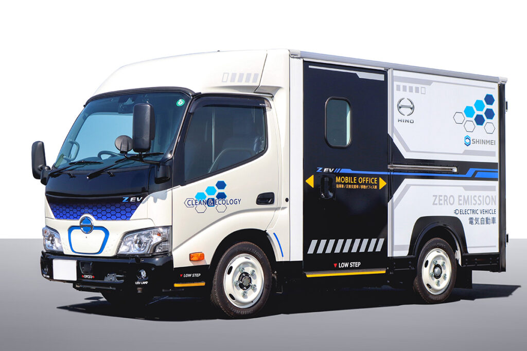 コンセプトカー2台と市販予定車3台一挙登場！ 日野自動車のジャパン