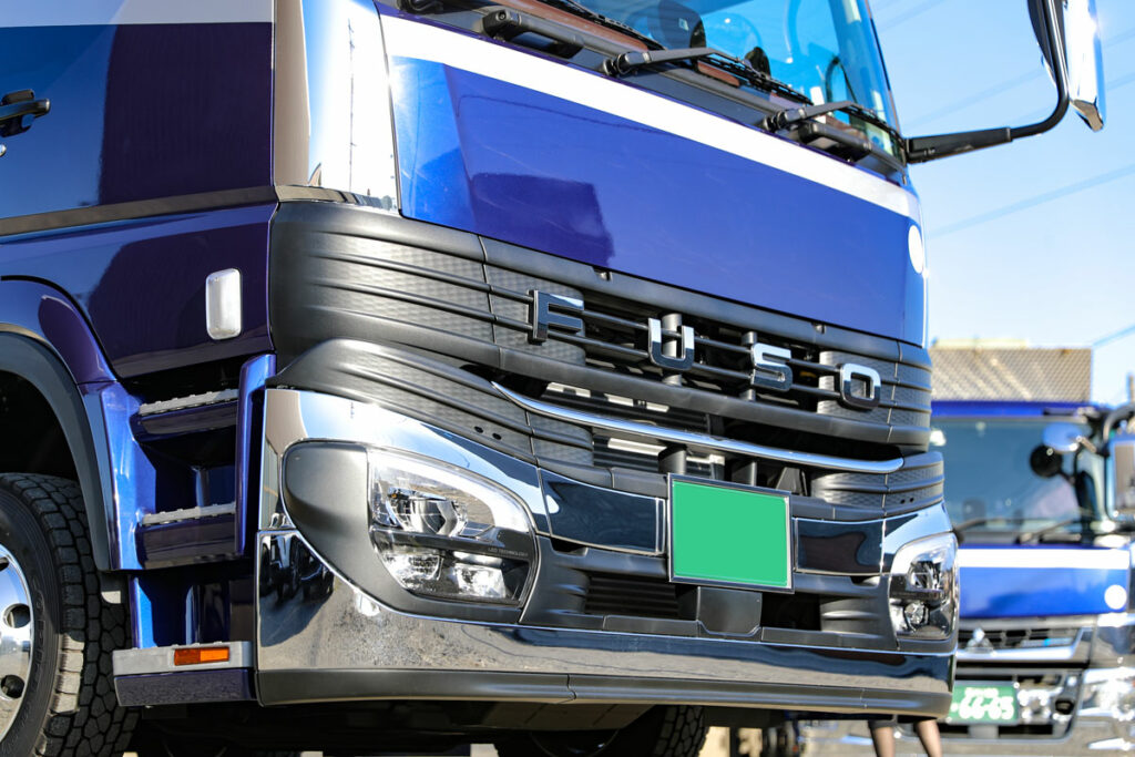 三菱ふそう、中型用平ボディが搭載可能な「キャンターEX」を発売