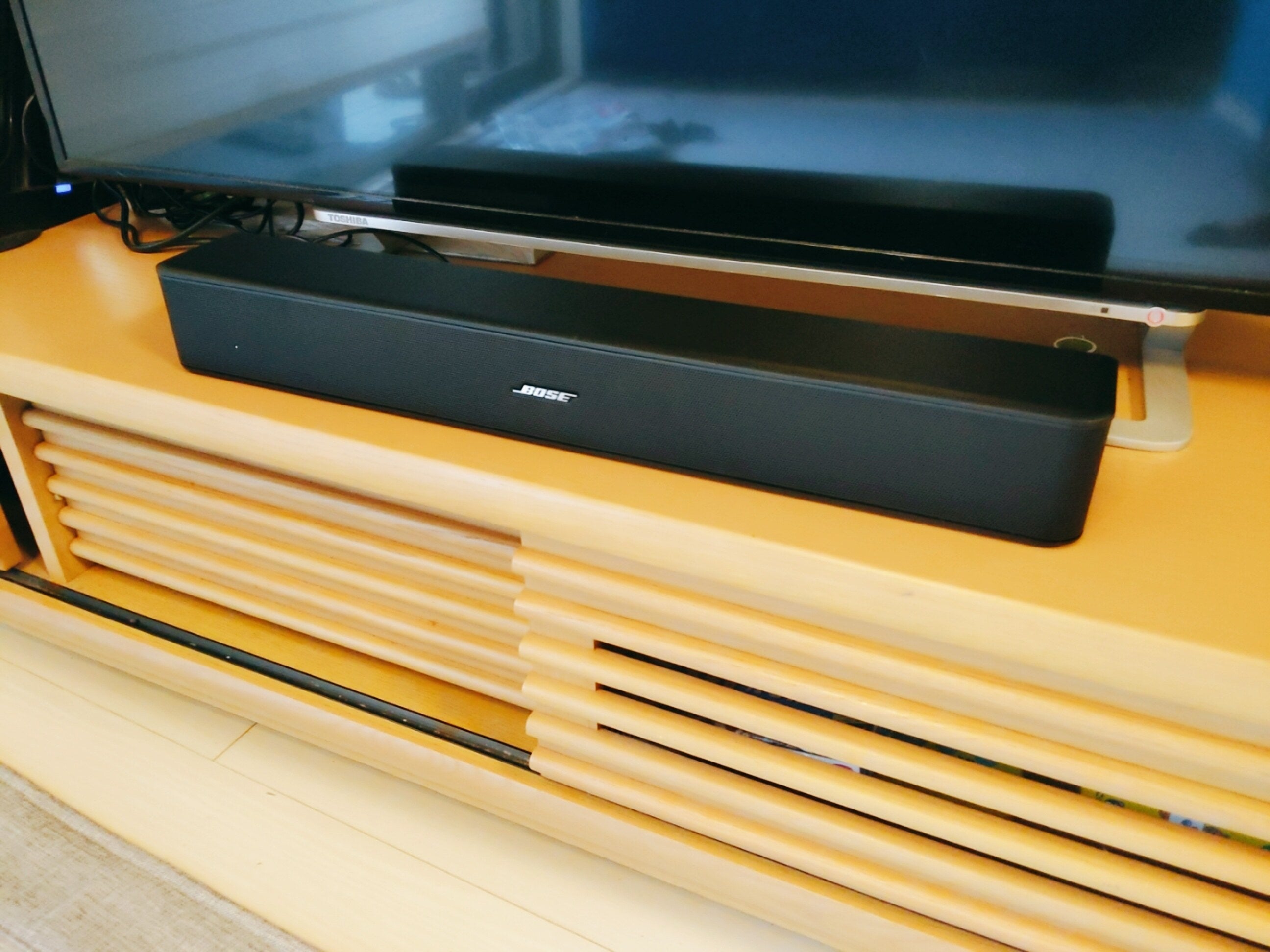 BOSEのテレビ用スピーカー使い始めたら全然違う！これはアリだ