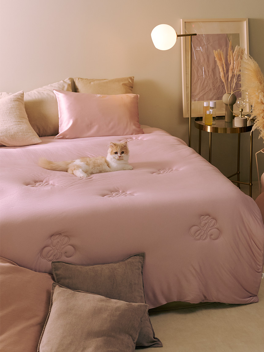 Sleep】モノグラム柄 キルトケット(ブランケット・タオルケット