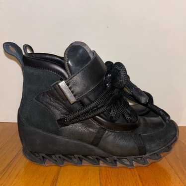 Bernard Willhelm - Gem