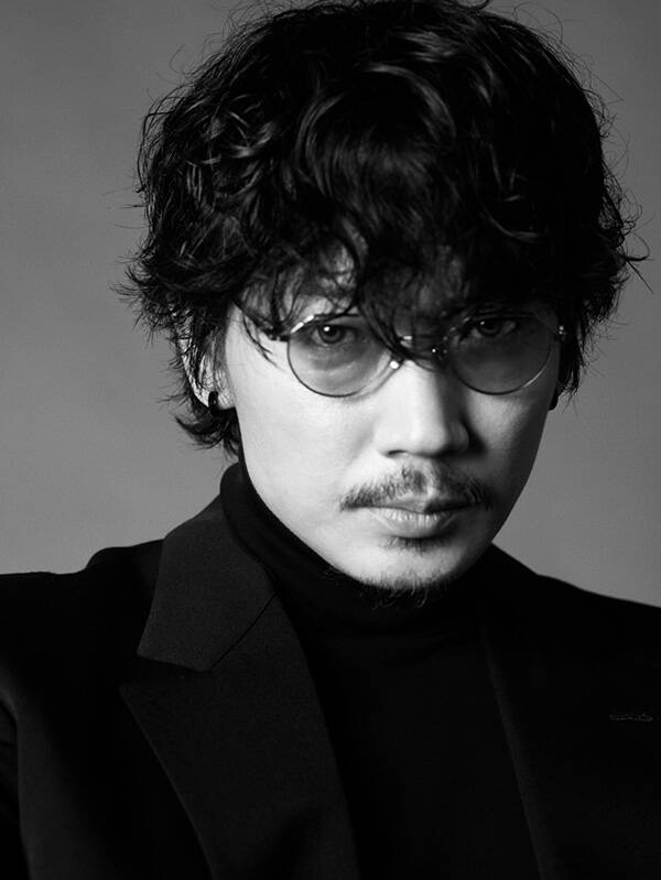 綾野剛の肖像作品集『Portrait』完全受注生産で予約開始！｜幻冬舎