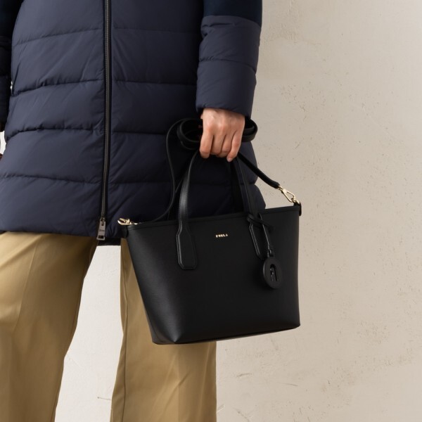 フルラ ハンドバッグ ショルダーバッグ クラシック ブラック