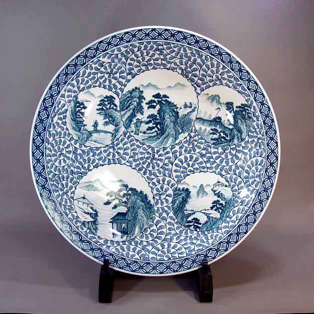 有田焼 陶芸家 藤井錦彩作】有田焼美術品 染付唐草割山水絵飾り大皿