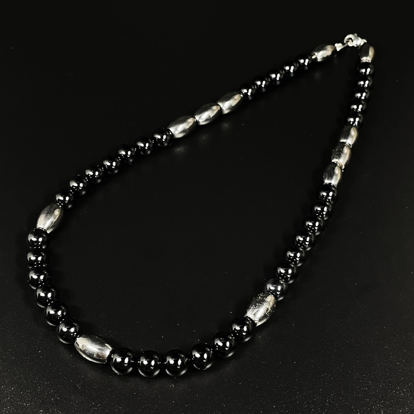 漆黒デザインがカッコいい!!］ヘマタイト ブラックオニキス