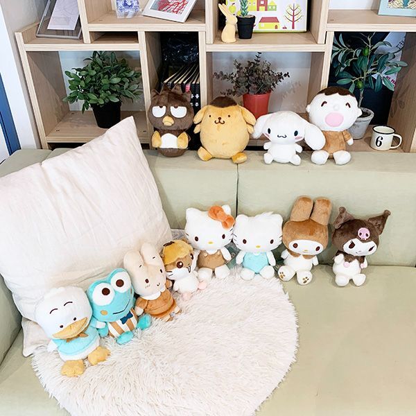 サンリオ ハローキティ ファンシーレトロ お座りぬいぐるみ インテリア