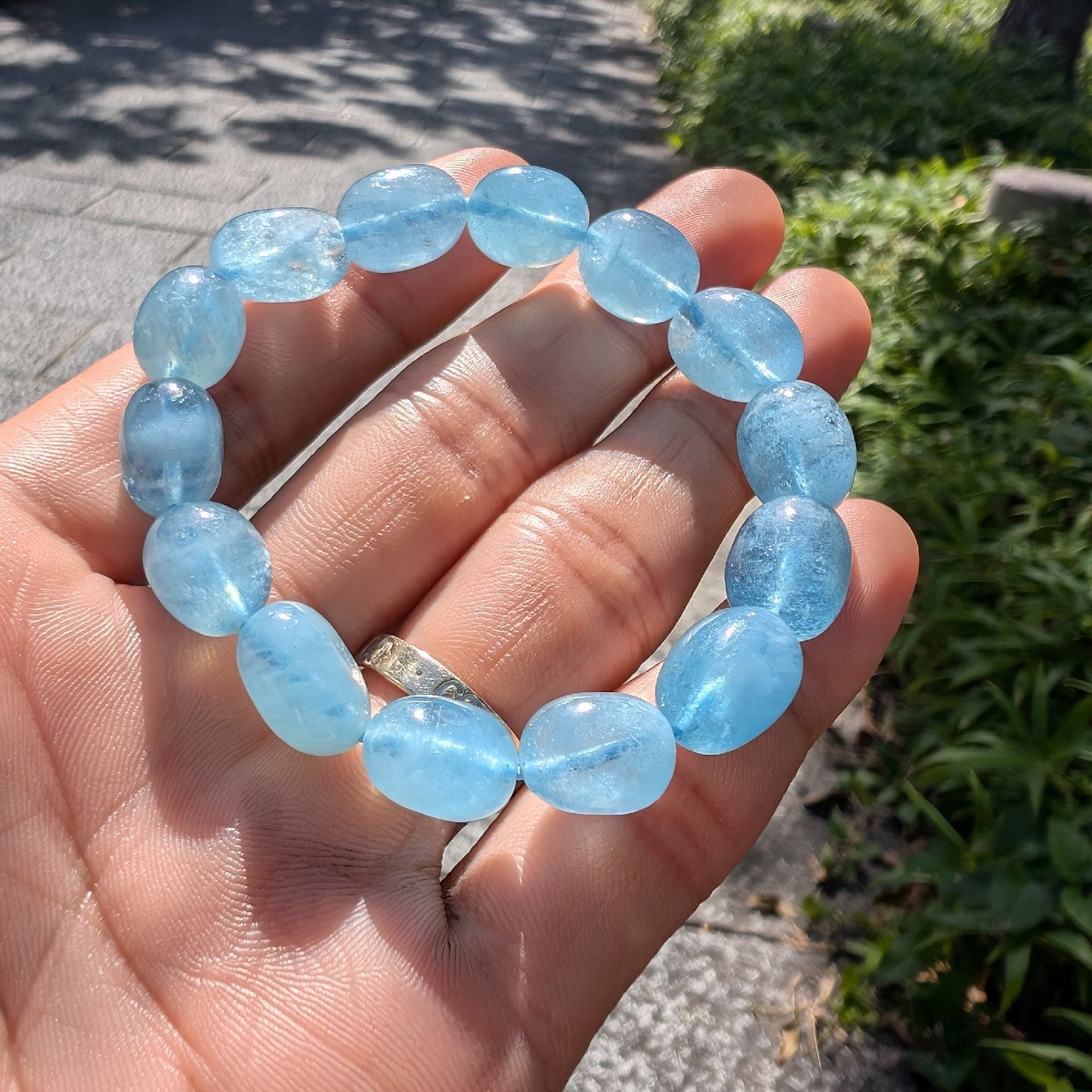 水色が美しい天使の石］一点物 アクアマリン タンブルカット