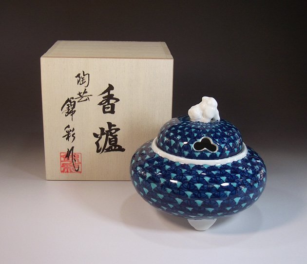 有田焼 陶芸家 藤井錦彩作 染錦青海波文様 香炉 木箱入り（父の日・母