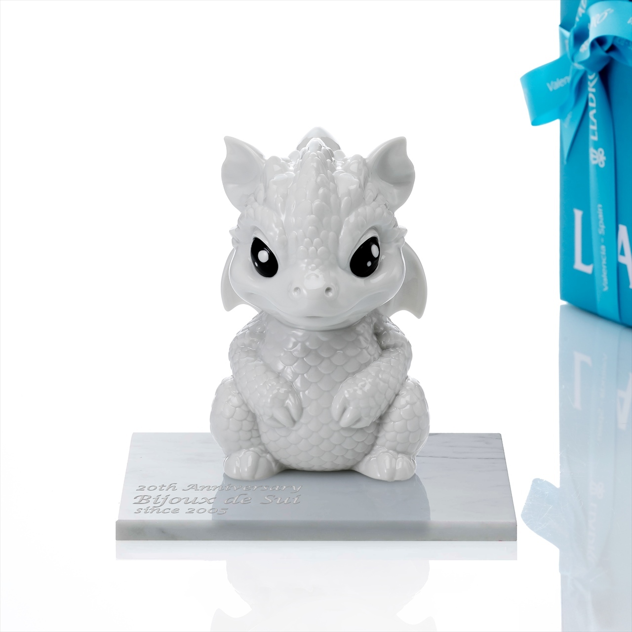 Lladro リヤドロ ベイビードラゴン 18cm・大理石 台座 Lサイズ