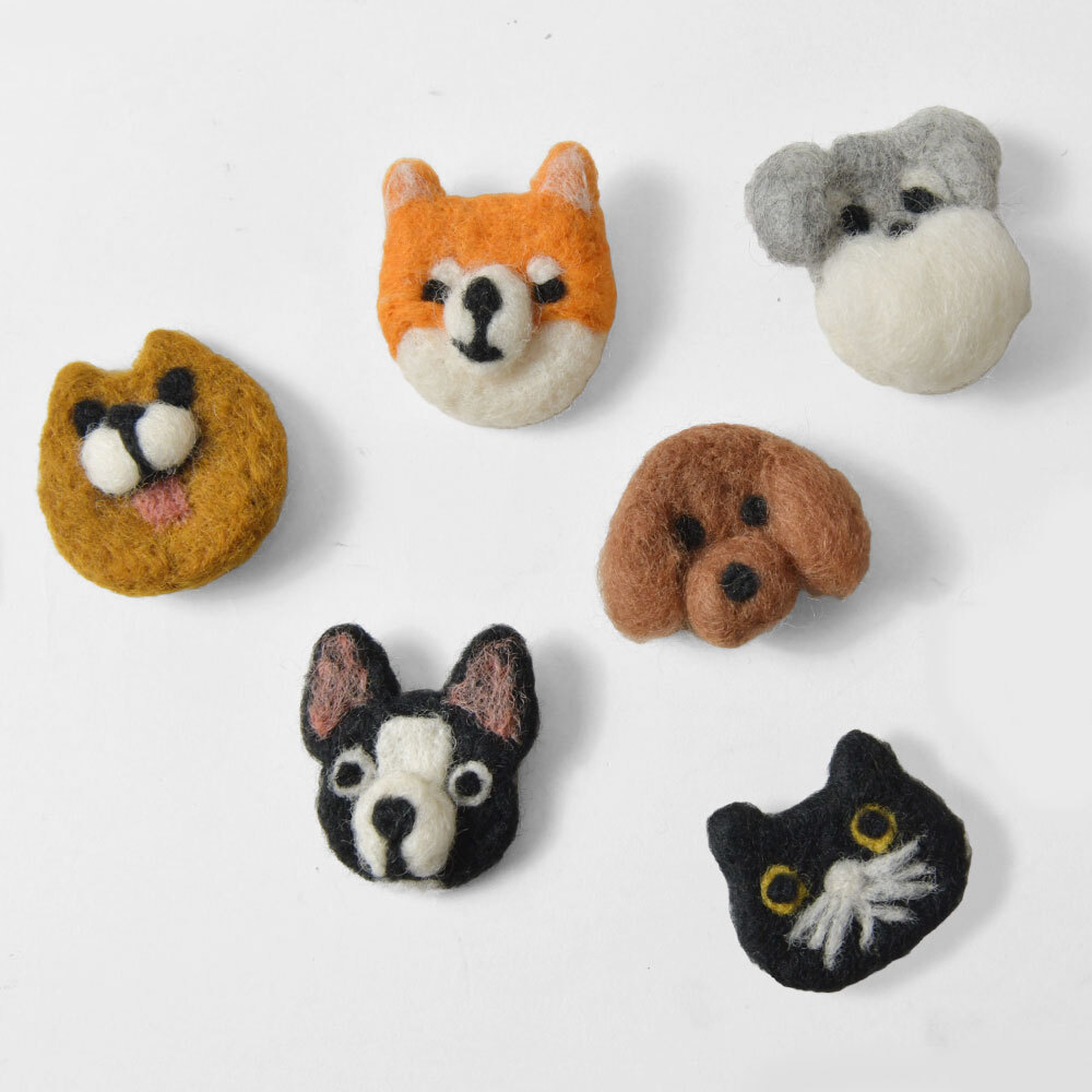 EARTH MADE アースメイド】 INU NEKO BROOCH / 犬 猫 フェルト