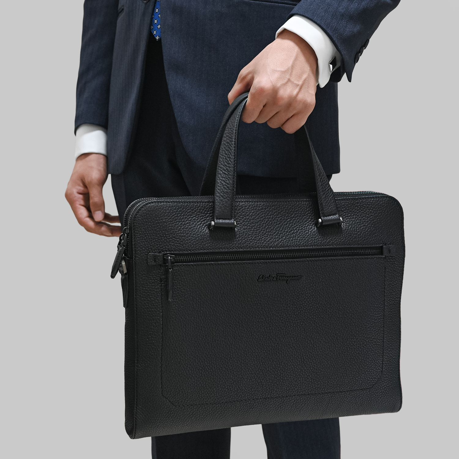 フェラガモ Salvatore Ferragamo サルヴァトーレフェラガモ ビジネス