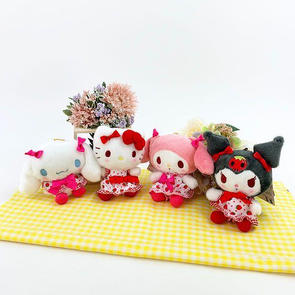 サンリオ ハローキティ いちごドレス マスコット ぬいぐるみ キティ