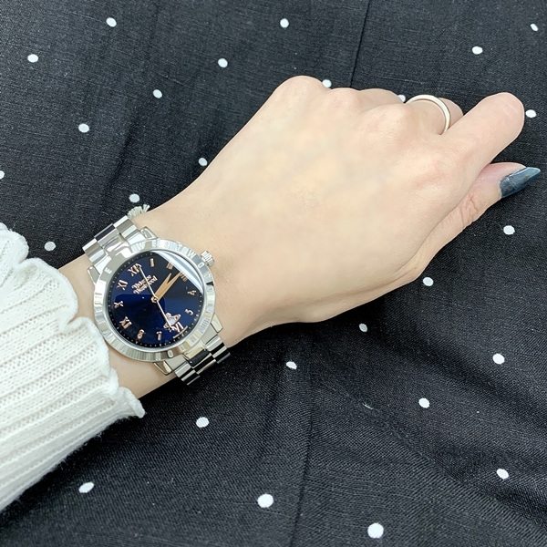 ヴィヴィアンウエストウッド レディース 腕時計 手表 きれいなブルー