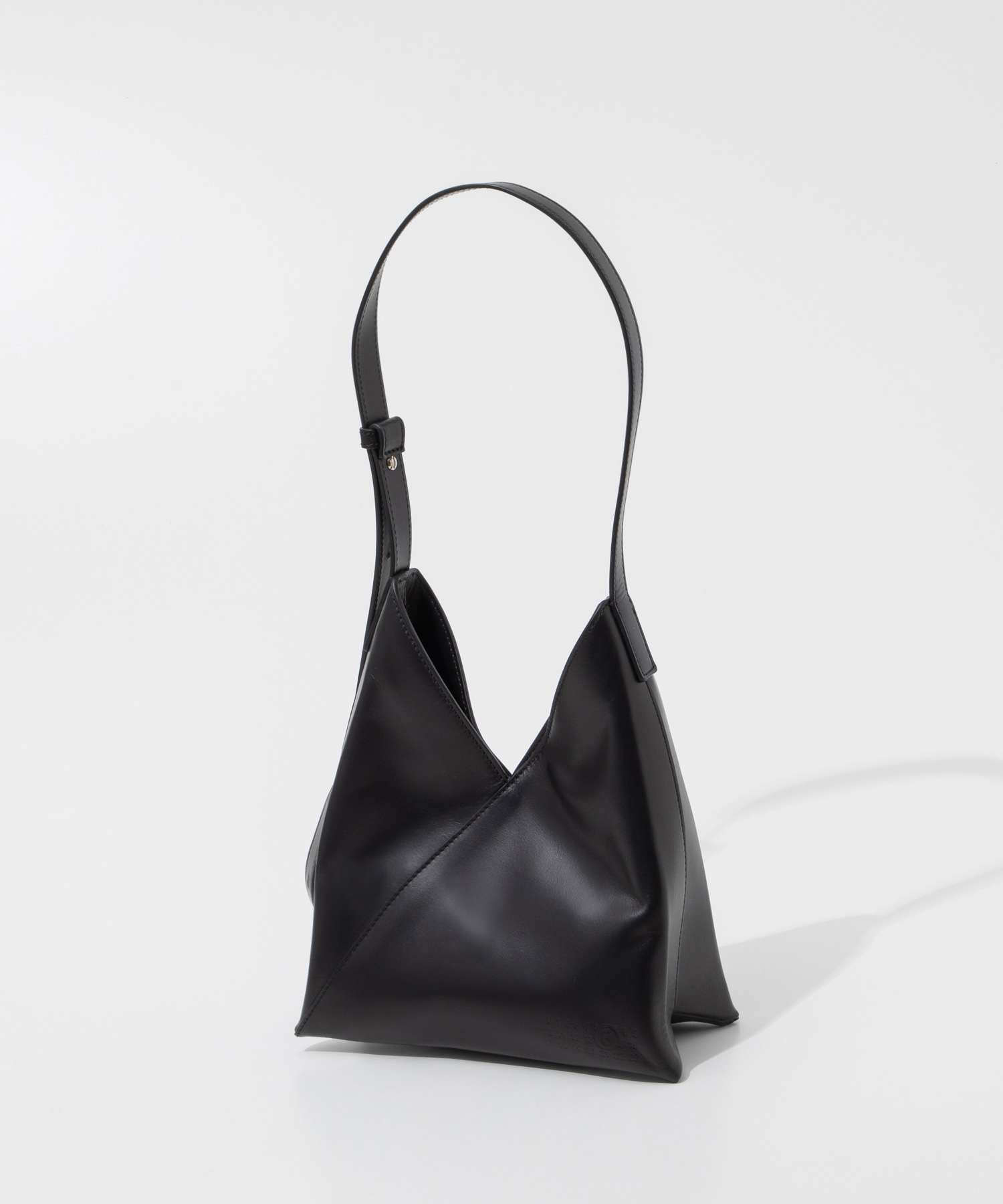 エムエム6 MM6 SB6ZH0013 P7027 ショルダーバッグ JAPANESE 6 S SOFT