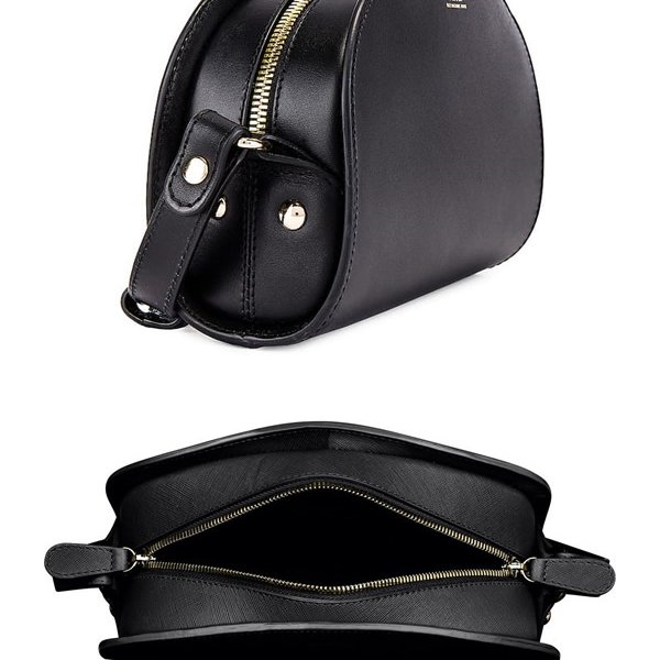 APC A.P.C. アーペーセー ハーフムーン ミニ ショルダーバッグ