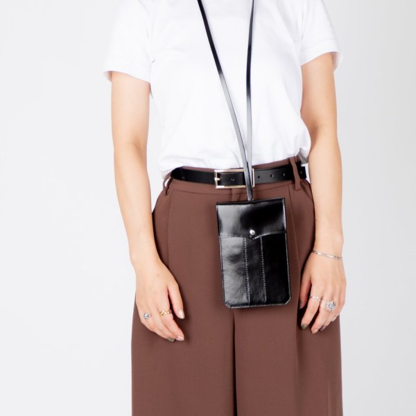 エムエム6 MM6 SA5VL0002 P4523 ネックポーチ レディース メゾン