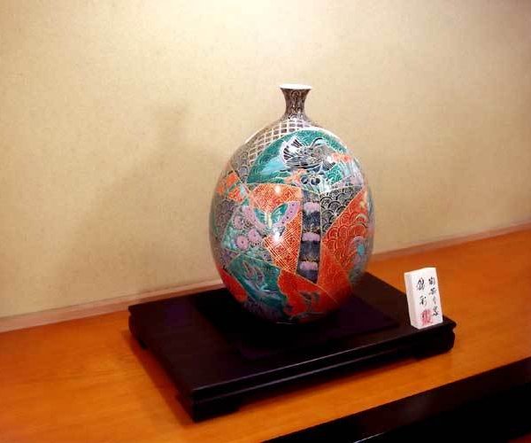 有田焼 陶芸家 藤井錦彩作】有田焼美術品 金彩青海波花鳥絵飾り花瓶