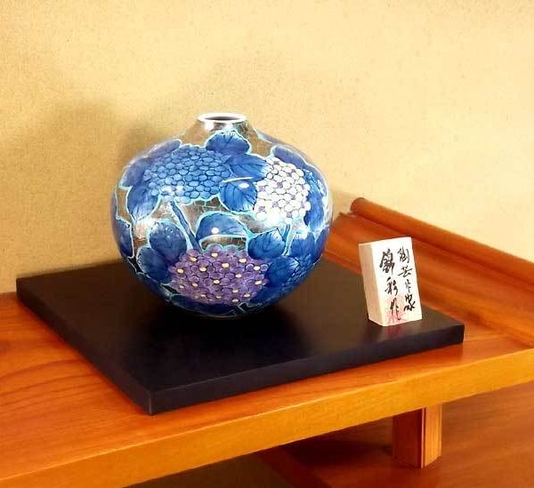 有田焼 陶芸家 藤井錦彩作】有田焼美術品 染錦プラチナ彩紫陽花絵飾り