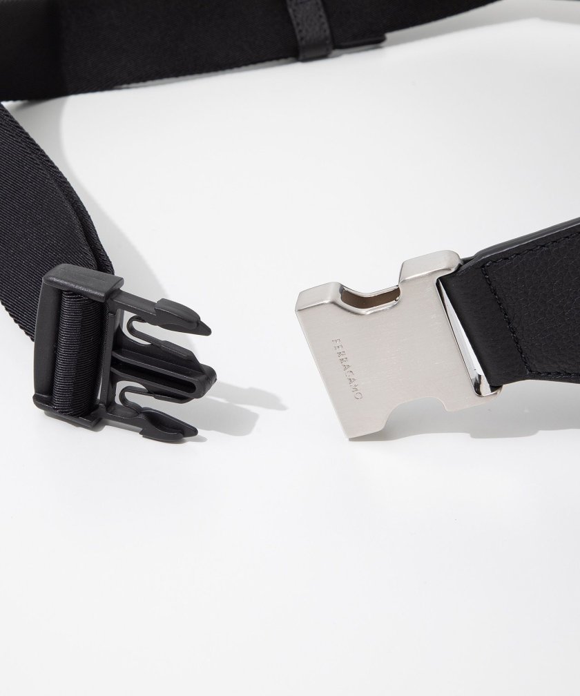 サルヴァトーレ フェラガモ Salvatore Ferragamo ボディバッグ 241489