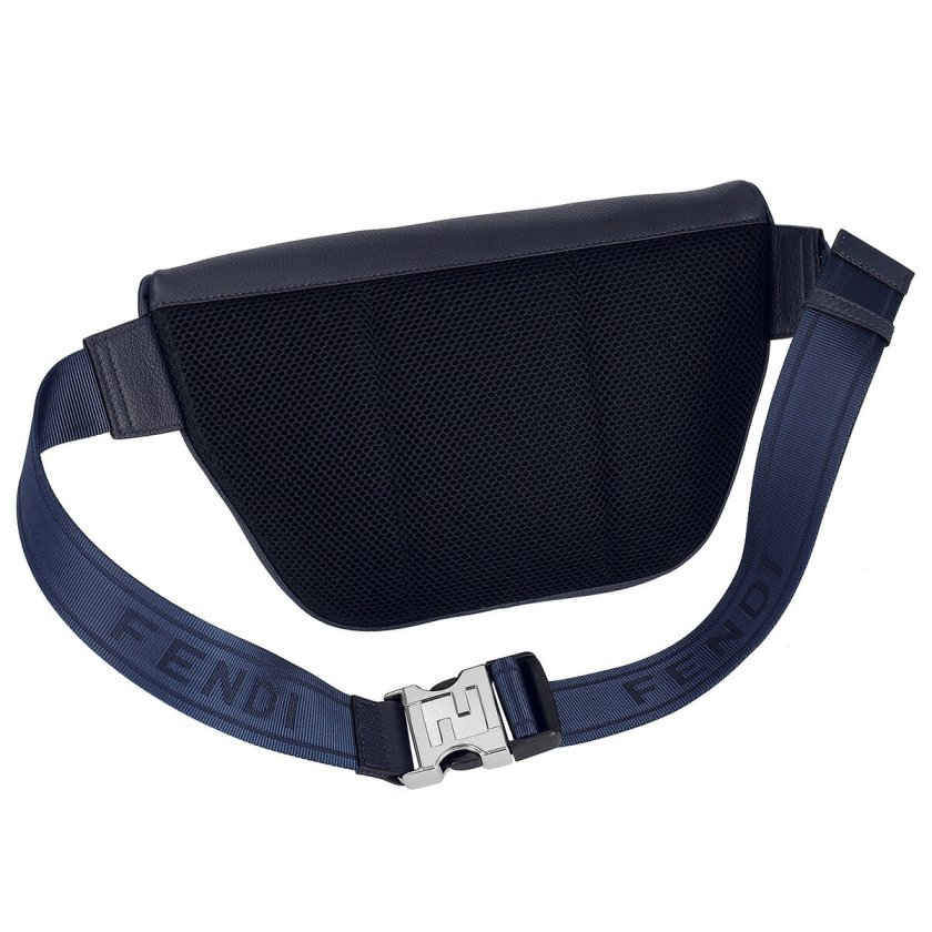 フェンディ FENDI バッグ ボディバッグ メッセンジャー ワンショルダー