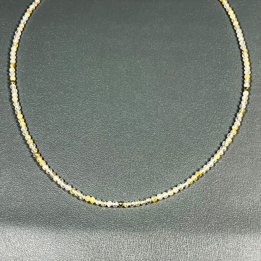 最高峰の一品!!］トライアングルカット K18ゴールド ダイヤカット