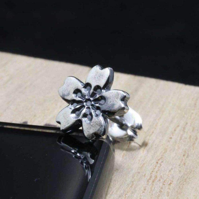 ピアス メンズ 桜 シルバー925 シルバー ピアス 1ヶ シングル 片耳
