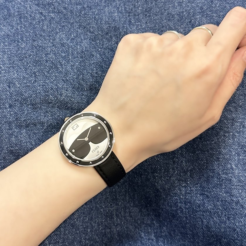 フェンディ レディース 母の日 腕時計 手表 ブラック 革ベルト