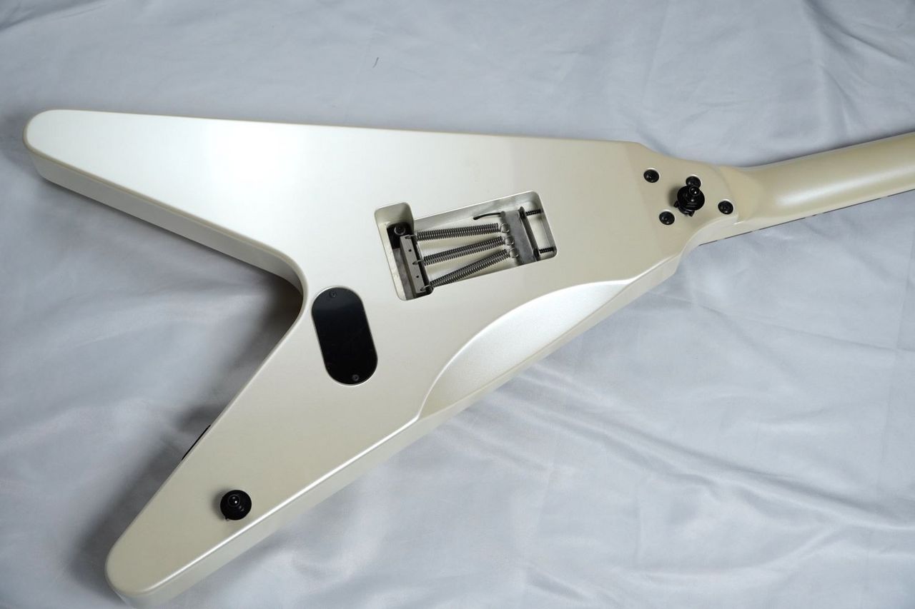 ESP LIZARD SPECIAL V-II /Pearl White YUKI(DUSTAR-3 Rayflower ABC