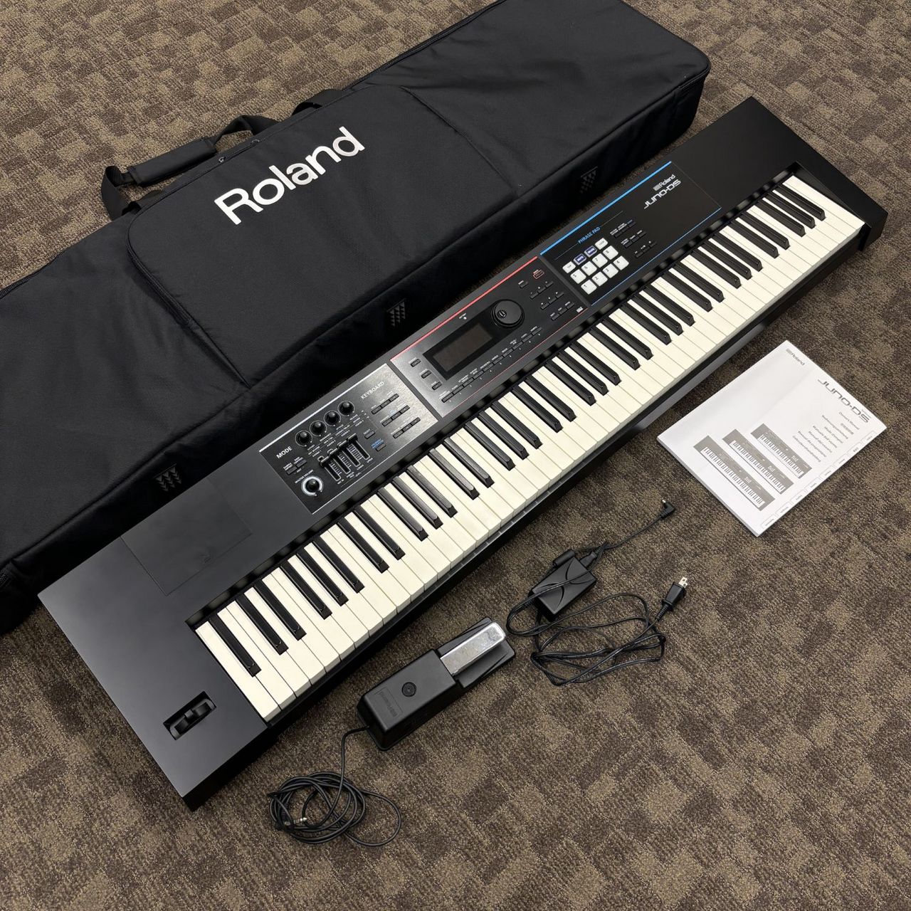 Roland JUNO-DS88【現物画像】（中古/送料無料）【楽器検索デジマート】