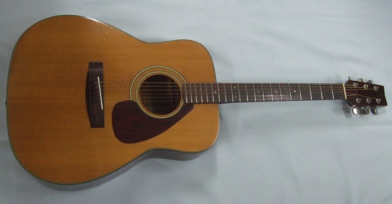YAMAHA FG-200 グリーンラベル（ビンテージ）【楽器検索デジマート】