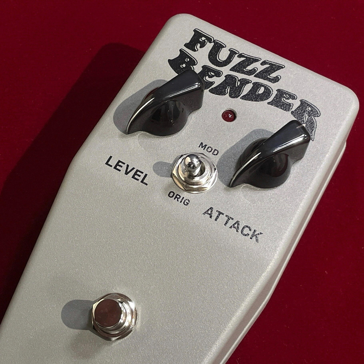 BEHRINGER FUZZ BENDER 【特価】【未展示在庫】（新品特価/送料無料