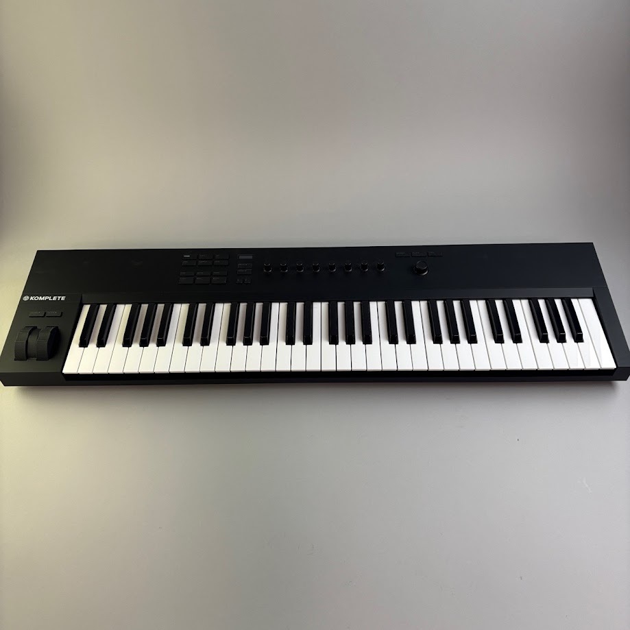 NATIVE INSTRUMENTS KOMPLETE KONTROL A61（中古/送料無料）【楽器検索