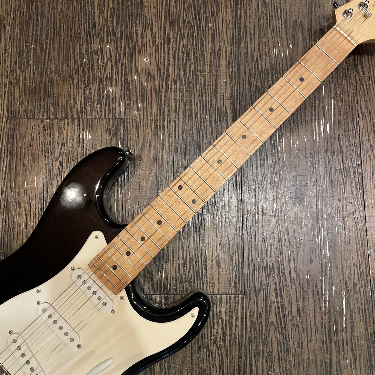 Mavis Electric Guitar（中古/送料無料）【楽器検索デジマート】
