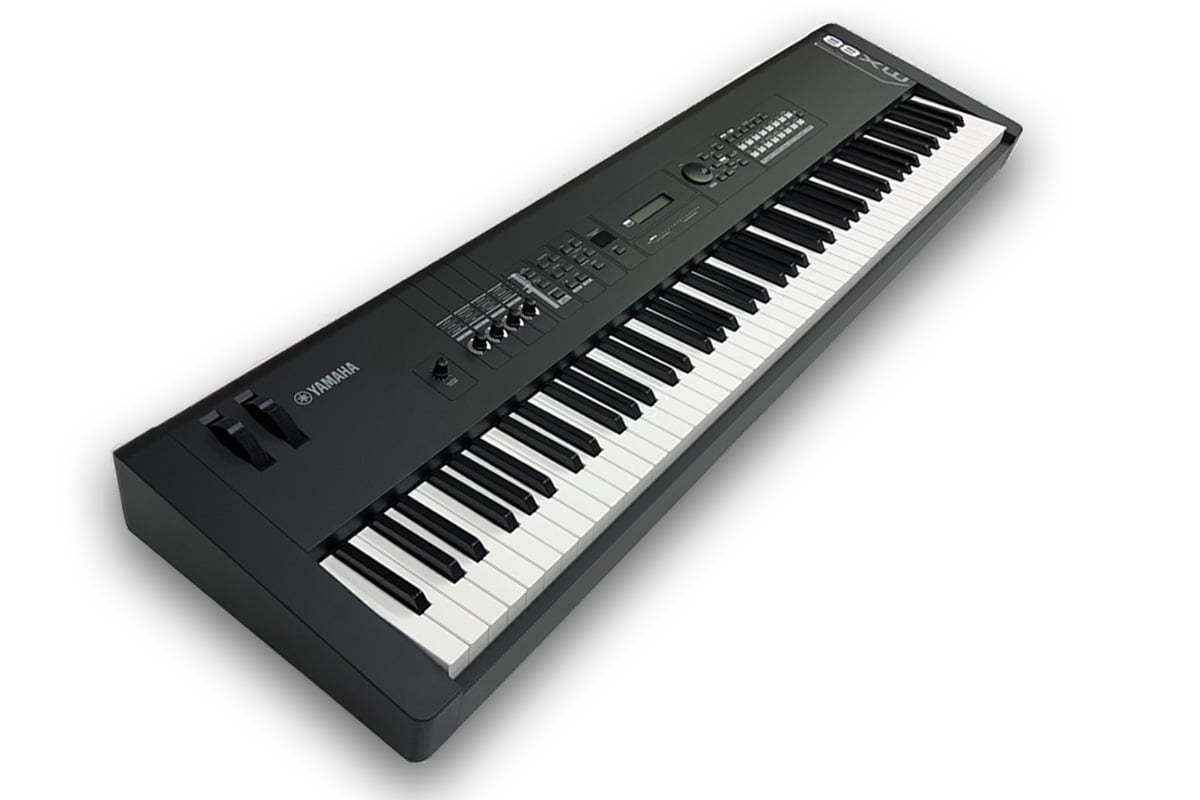 YAMAHA MX88 シンセサイザー (MX-88)【WEBSHOP】（新品特価/送料無料