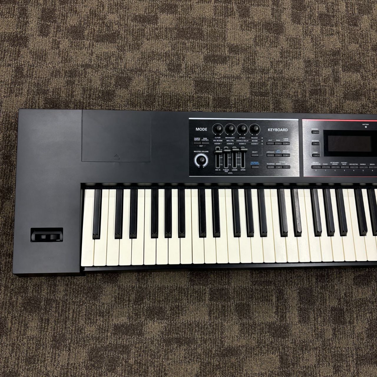 Roland JUNO-DS88【現物画像】（中古/送料無料）【楽器検索デジマート】