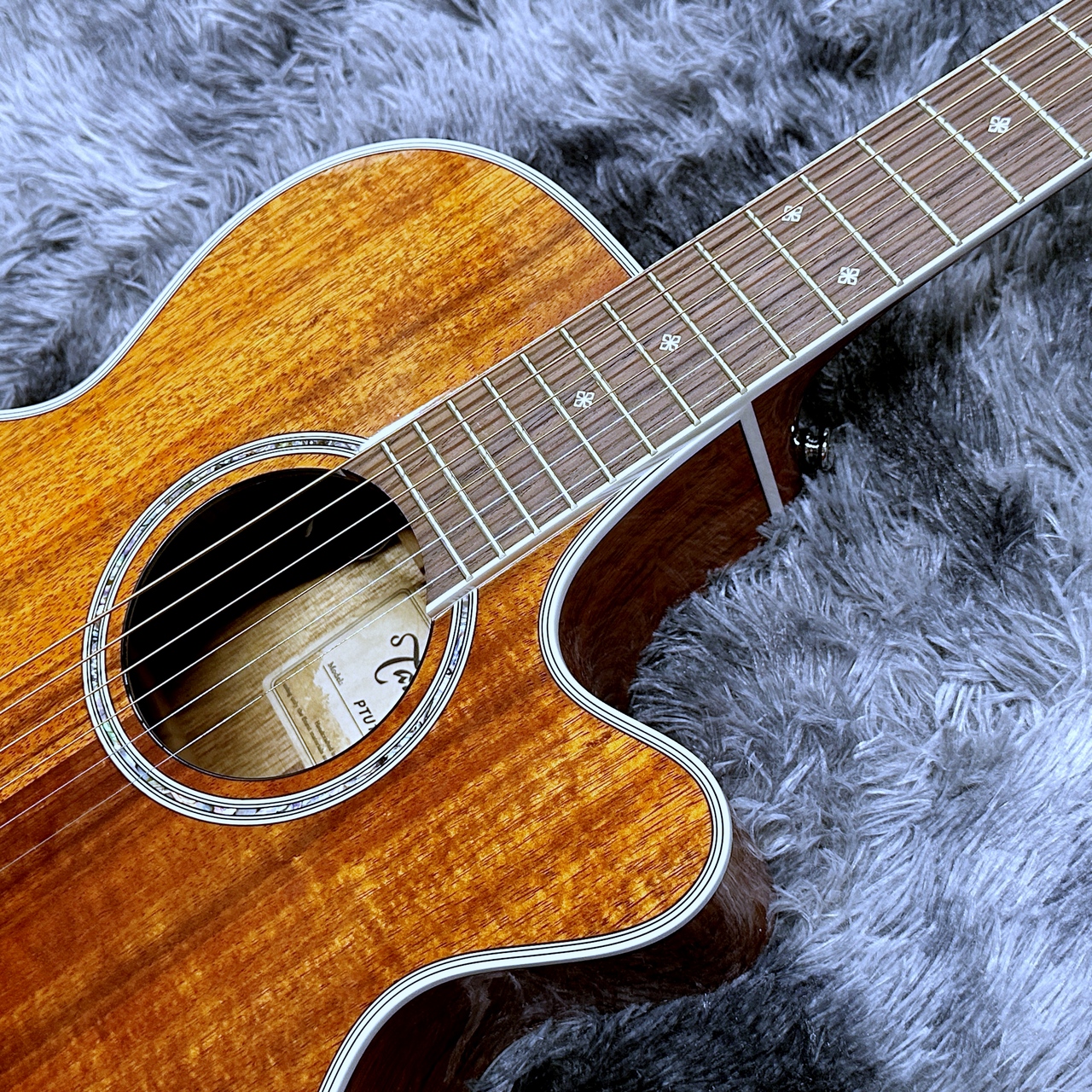 Takamine PTU131KC N【2025年製】【日本製】【エレアコ】（新品特価