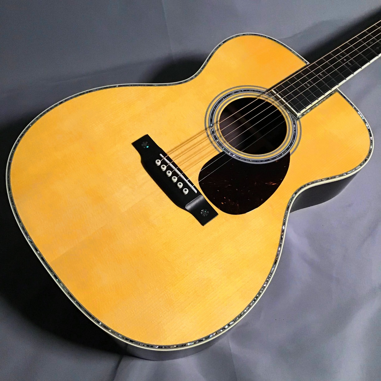 Martin OM-42 Standard アコースティックギター（新品/送料無料