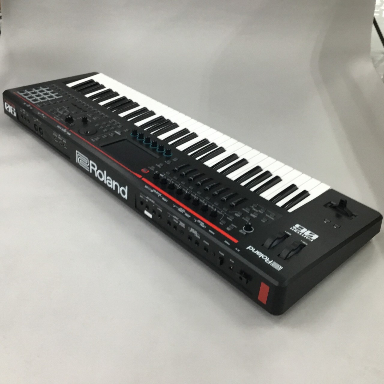 Roland Roland FANTOM-06 61鍵盤 シンセサイザー ソフトケース付属