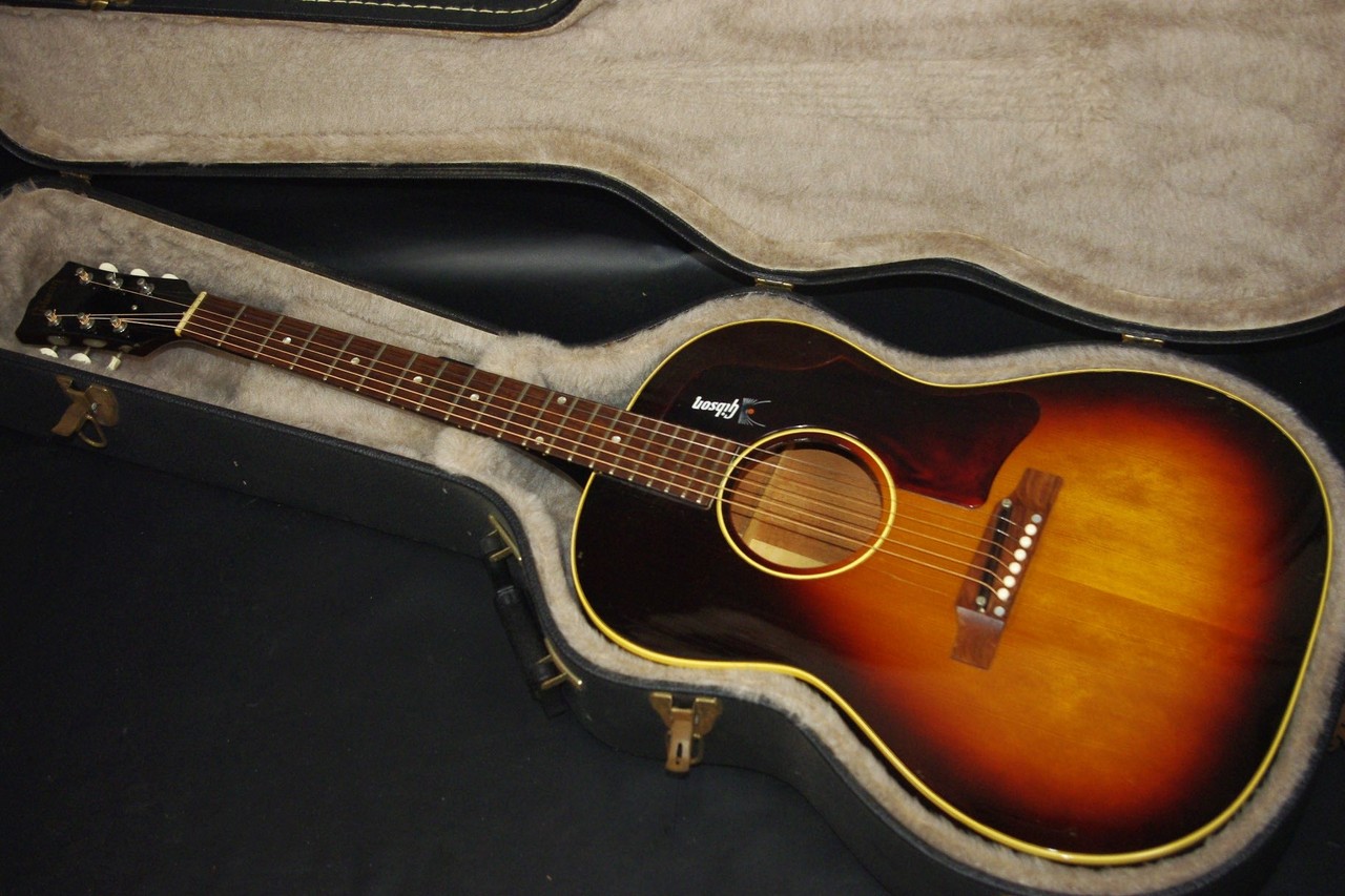 Gibson B-25（ビンテージ）【楽器検索デジマート】