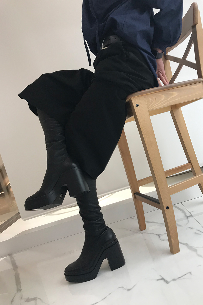 最終お値下げですCLERGERIEクレジュリーGONGサイドゴアブーツ37