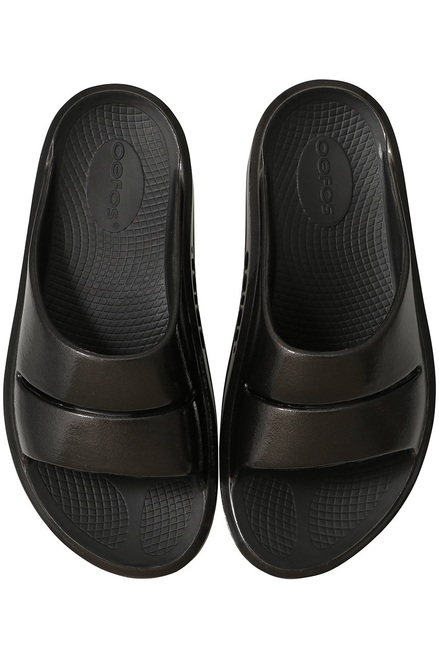 OOFOS(ウーフォス)｜OOmega OOahh Luxe/チタニウムミラー の通販