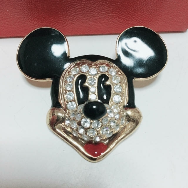 Disney - ミッキーブローチの通販 by sunny's shop｜ディズニーならラクマ