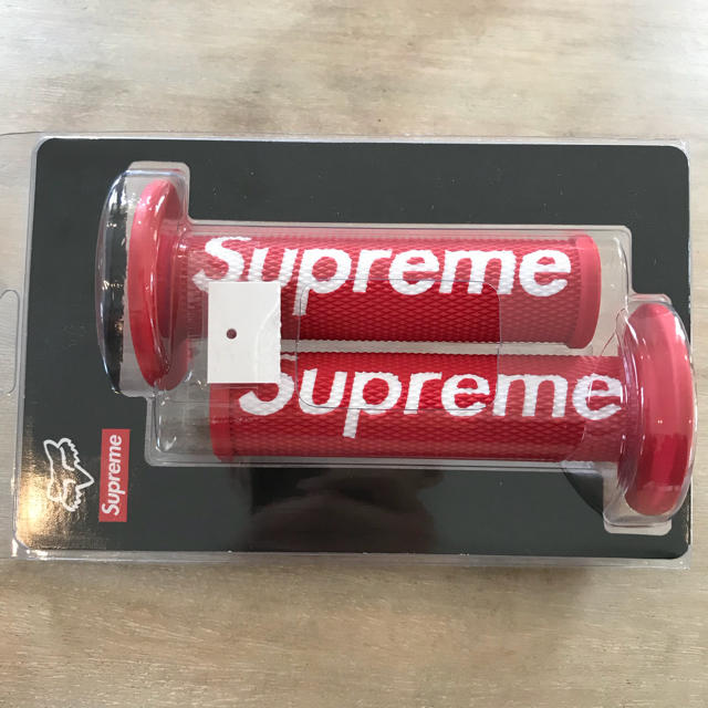 Supreme - supreme fox グリップ 赤 レッドの通販 by パサドール's
