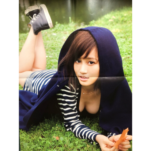 AKB48 - 前田敦子 写真集「不器用」(特別付録:特大 神ポスター付)の