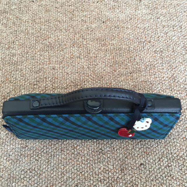 familiar - 【新品未使用】familiarメガネケースの通販 by AKIYO's