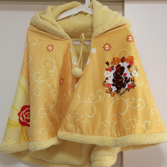 Disney - ベル 美女と野獣 ポンチョの通販 by k 発送まで3日前後です