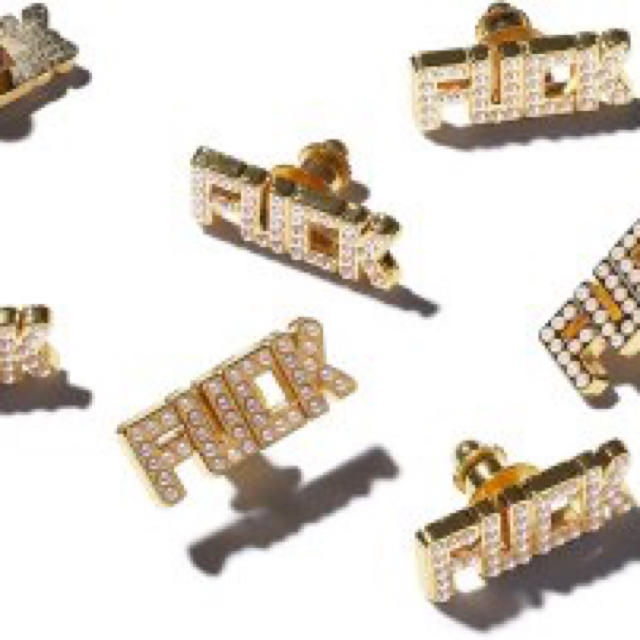 Supreme - supreme FUCK pin ピン の通販 by そうですね！はい！'s