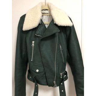 ZARA（ライダースジャケット ・ グリーン・カーキ/緑色系）のフリマ