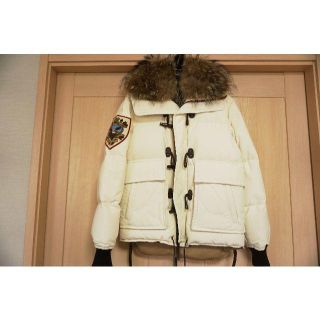 DSQUARED2（ダウンジャケット）のフリマアイテム一覧